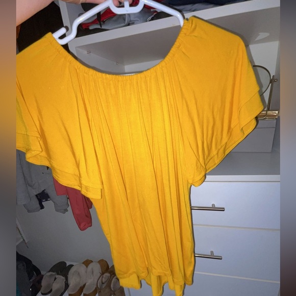 Old Navy Yellow shirt - Picture 2 of 6